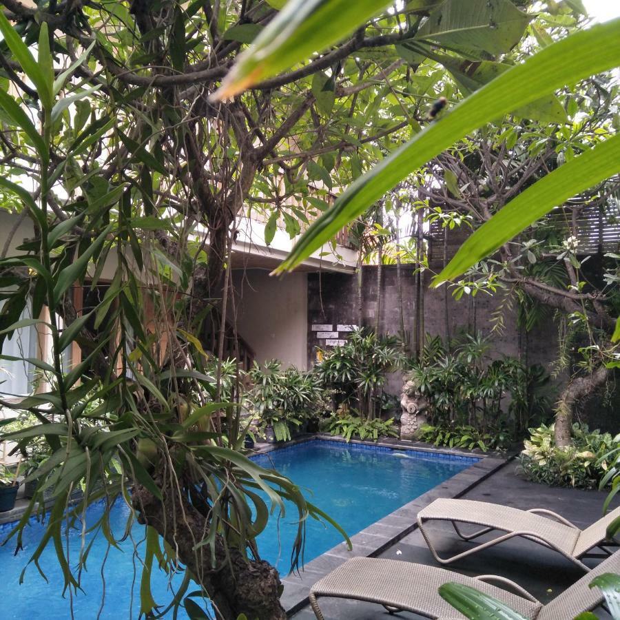 Jukung Guest House Sanur Buitenkant foto