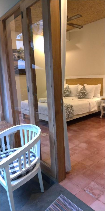 Jukung Guest House Sanur Buitenkant foto
